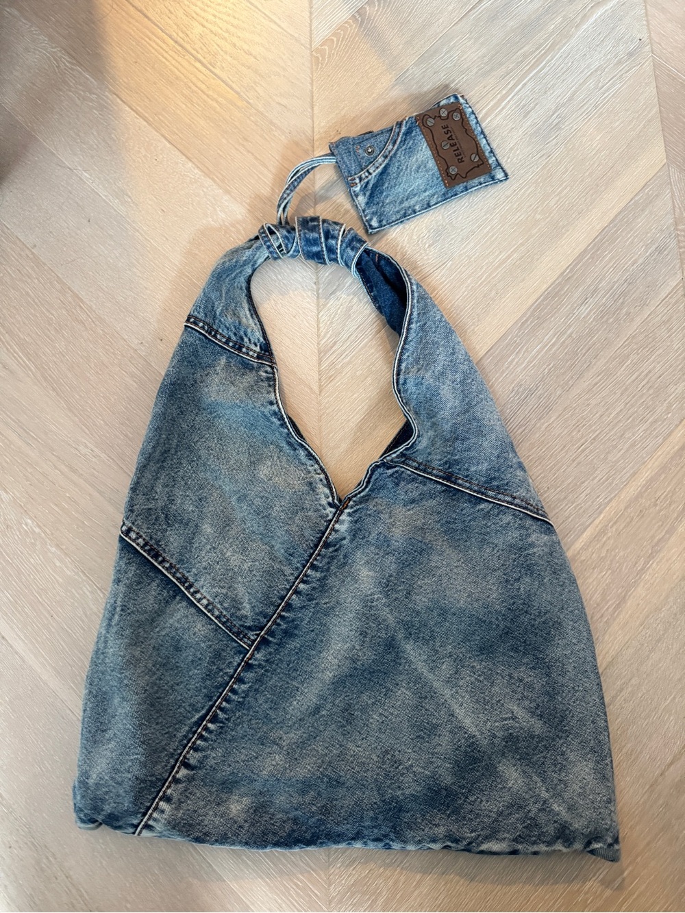 Urban Revivo Denim shoulder  bag with pockets and strap - Picture 5 of 10